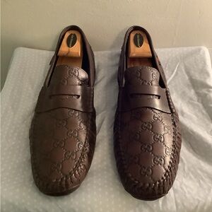 Gucci Men's Dark Brown Embossed Loafers